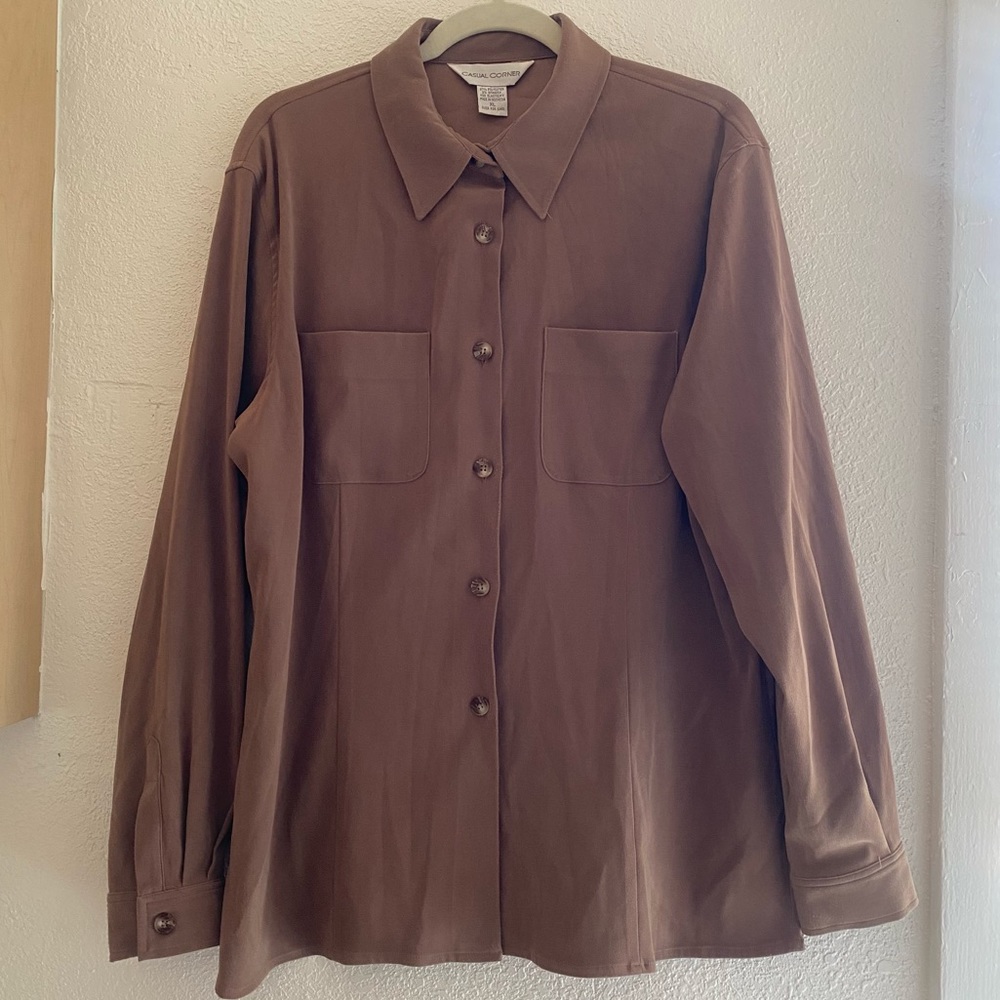 Women's Beige blouse top size XL